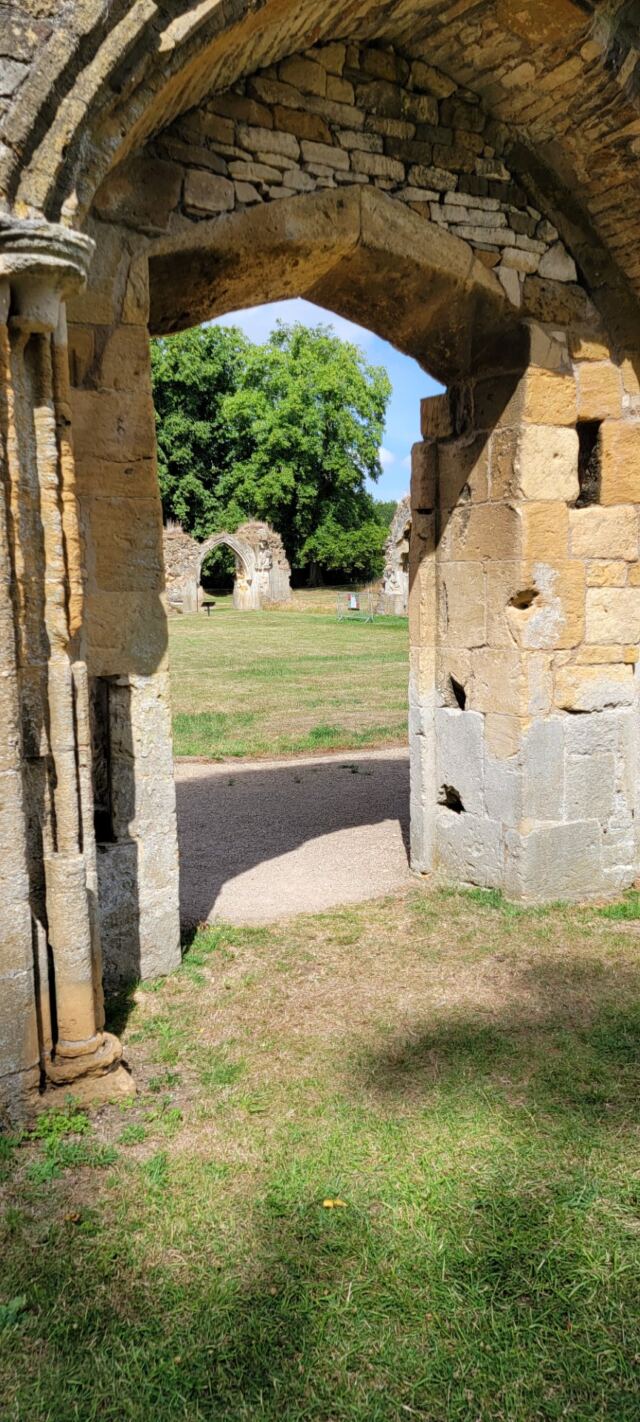 Hailes Abbey ruins (38)