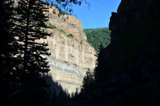 Cliffs along the trail (8)
