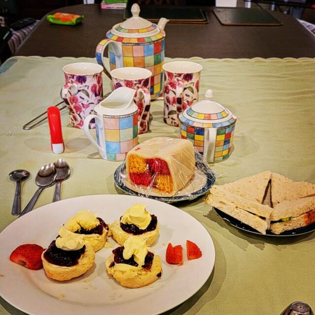 Afternoon tea! (3)