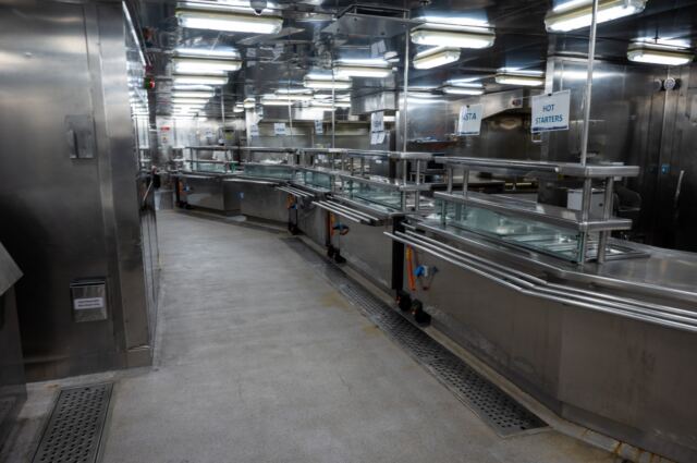 Bolette BTS tour - galley 02