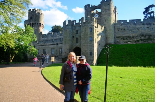 leann-and-kathy-at-warwick-castle-entrance
