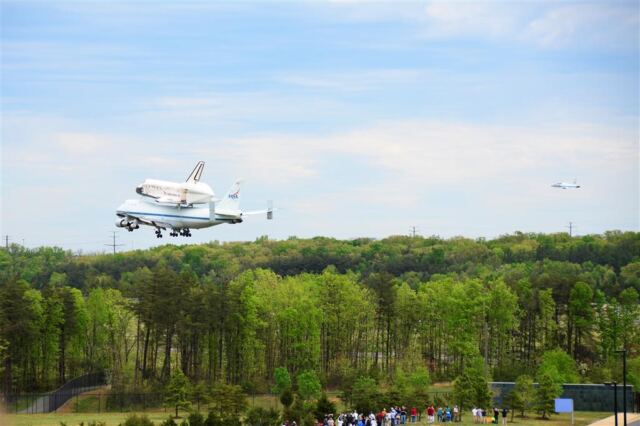Discovery landing (9)