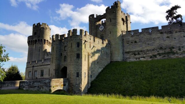Warwick Castle - Main Entrance 6