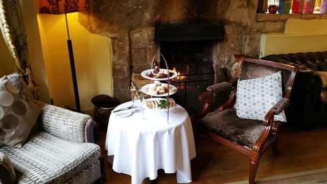 Charingworth tea service (1)