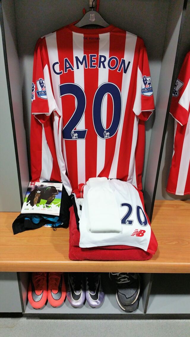 Geoff Cameron's kit - Stoke locker room pre-match (1)