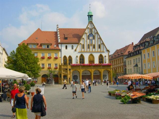 central-square-in-amburg