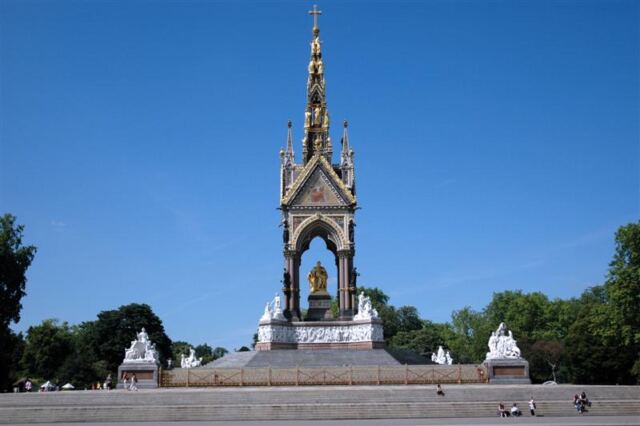 Albert Monument