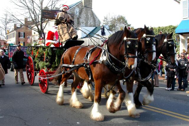 Here comes Santa