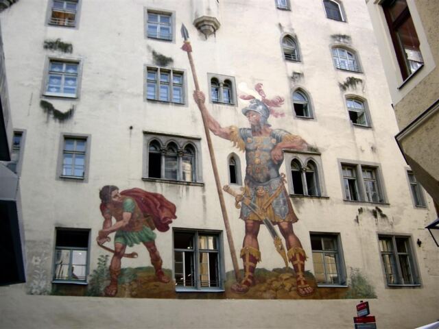 david-and-goliath-mural-on-side-of-building