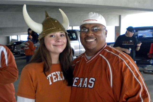 Kelly dons the ritual first tailgate headgear