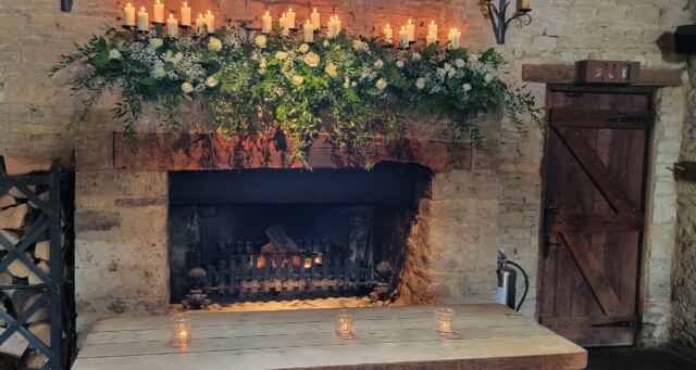 Cripps Barn - interior (4)