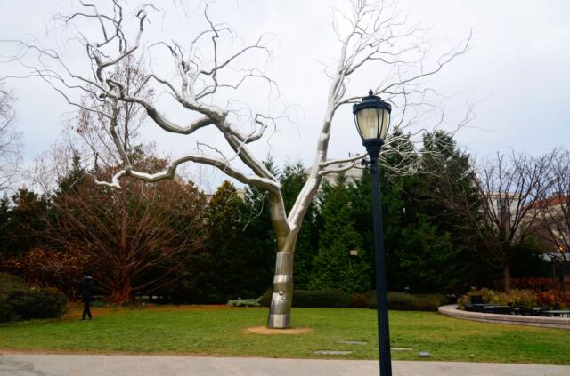 Stainless-steel-tree