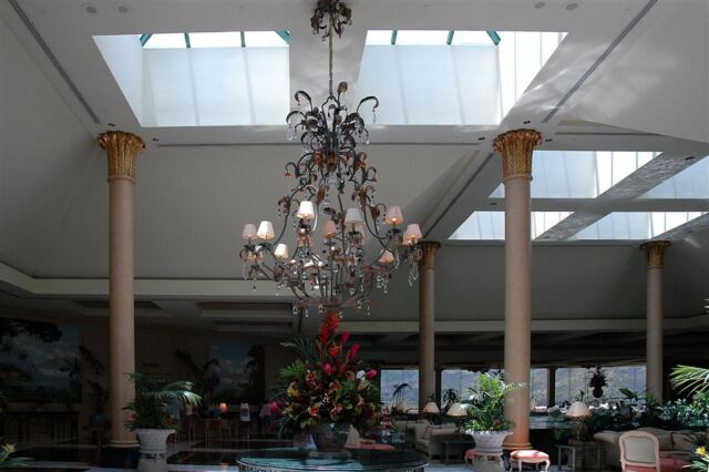 Princeville Hotel chandelier