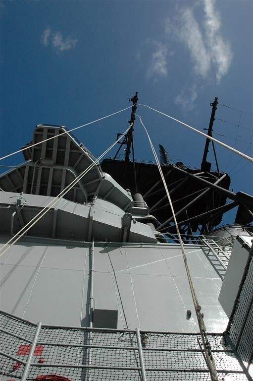 Signal flag lines