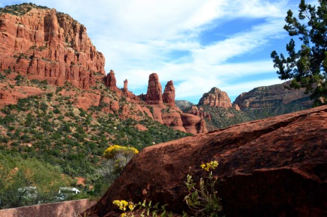 Chapel of the Holy Cross - rock formations (10)