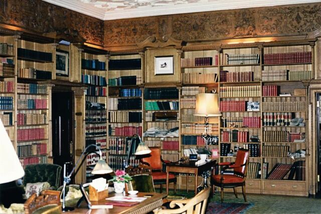 Skibo library