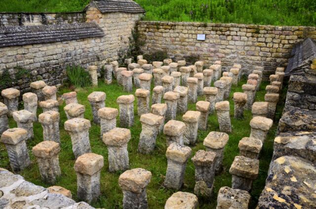 Chedworth Roman Villa - multi-purpose heated room (1)