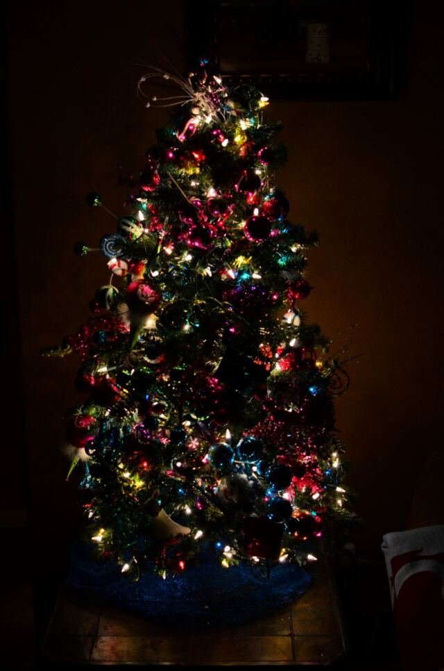 Middle-Room-tree-01