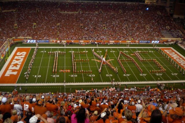 LHB - shotgun TEXAS at halftime
