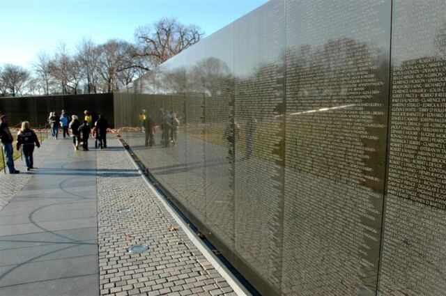 Vietnam Memorial (2)