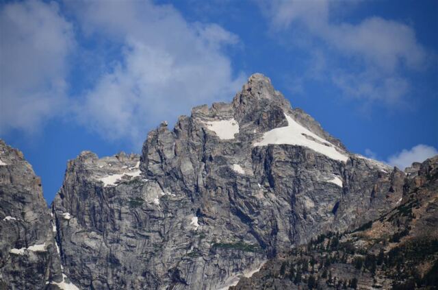 Morning Teton peaks (2)