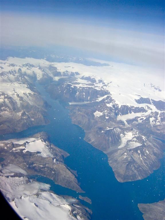 greenland-from-plane-15-