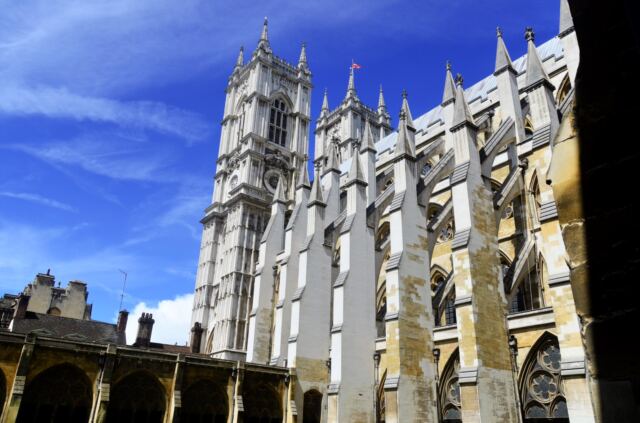 Westminster Abbey - from inner courtyard 1