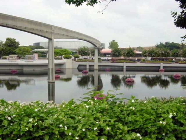 Monorail track