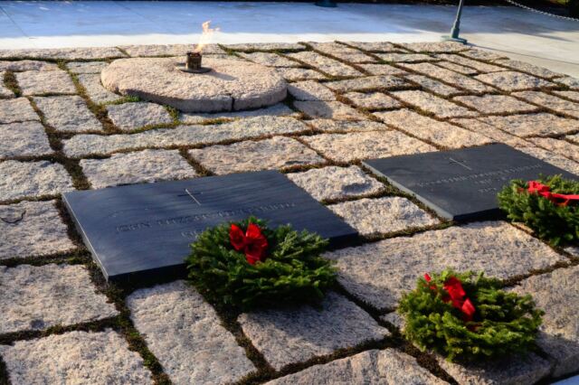 Arlington-JFK-burial-site-1-