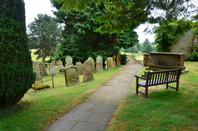 Chipping Campden - St James church - cemetery (02)