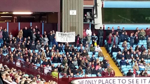 Disgruntled fans want Randy Lerner out