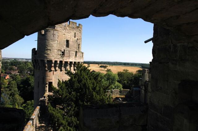 Warwick Castle - rampart views (14)