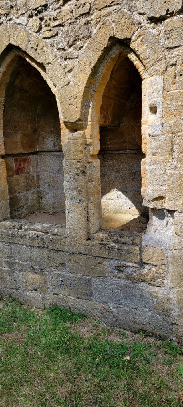 Hailes Abbey ruins (39)