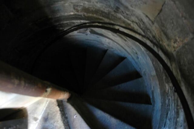 Narrow stairs
