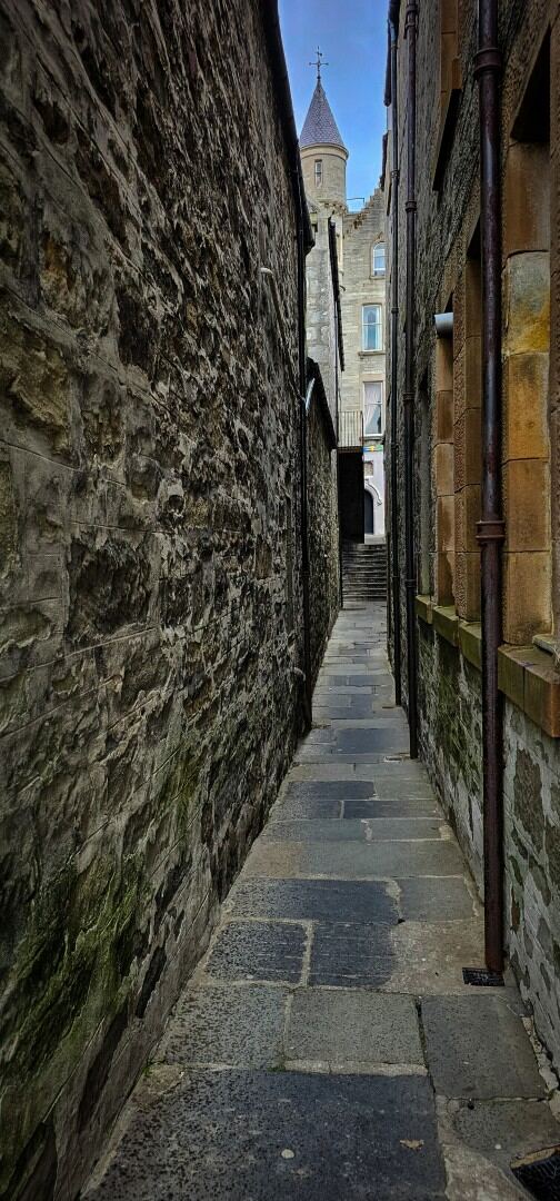 Lerwick town - streets and alleys 01