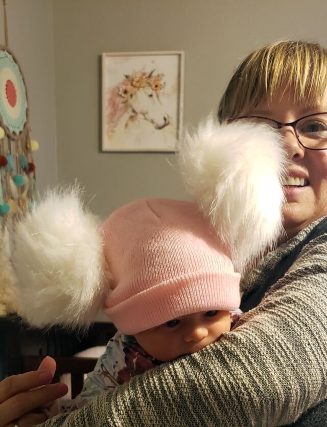 Shiloh-fuzzy-hat-1