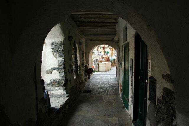 Covered walkway