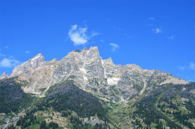 Morning Teton peaks (5)