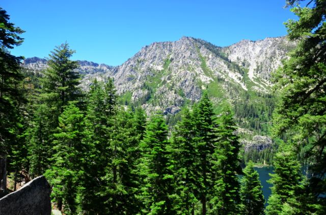 Emerald Bay overlook 07