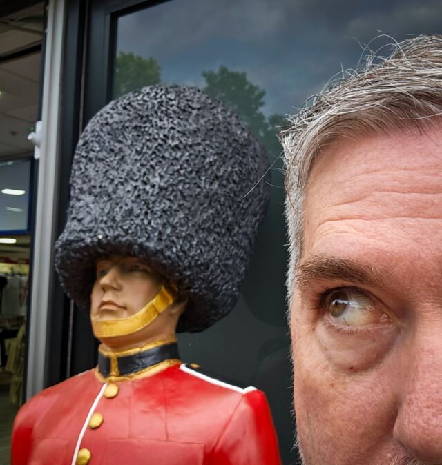 He's right behind me, isn't he - London Guard edition