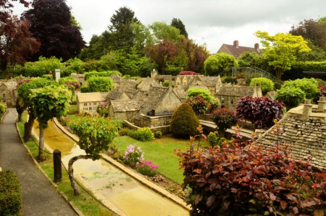 Bourton-on-the-Water model village (1)