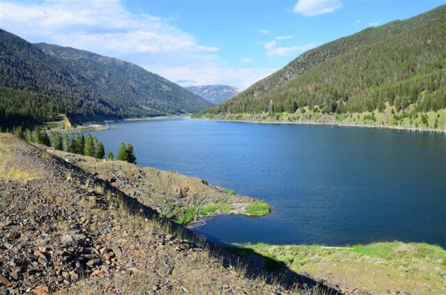 Earthquake Lake (4)