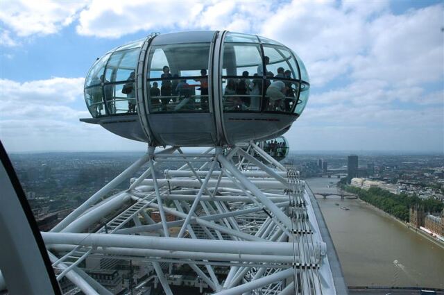 London Eye - capsule at the apex