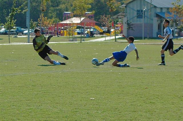 andrew-blocks-another-one-on-one
