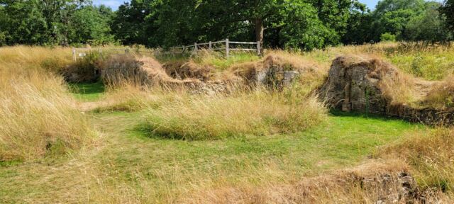 Hailes Abbey ruins (21)