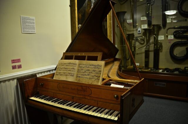 Bate Collection of Musical Instruments - Oxford (9)