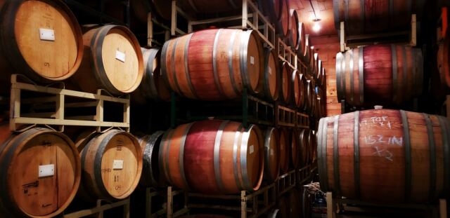 Crystal Basin Cellars - wine barrels 01