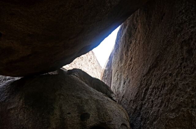 The Baths - various rock formations 8