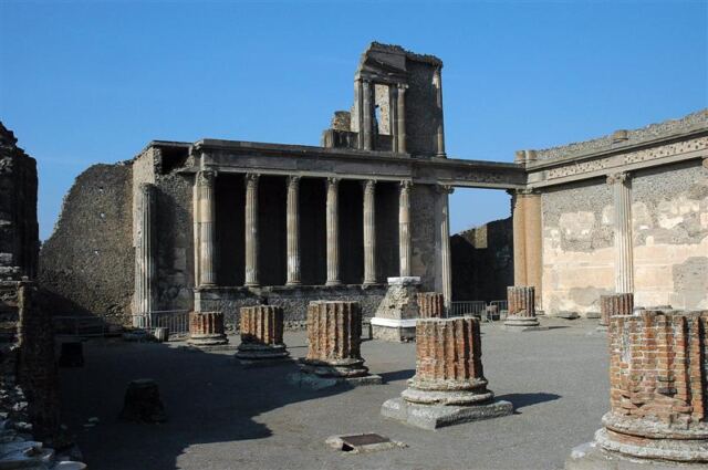 Pompeii Basilica (3)