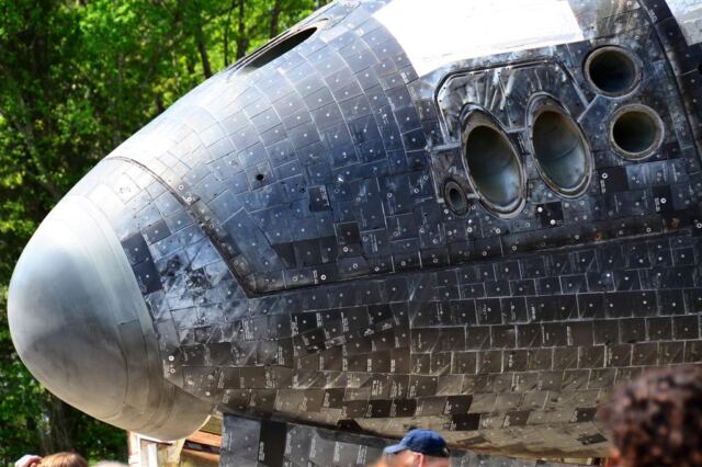 Discovery outside (10)